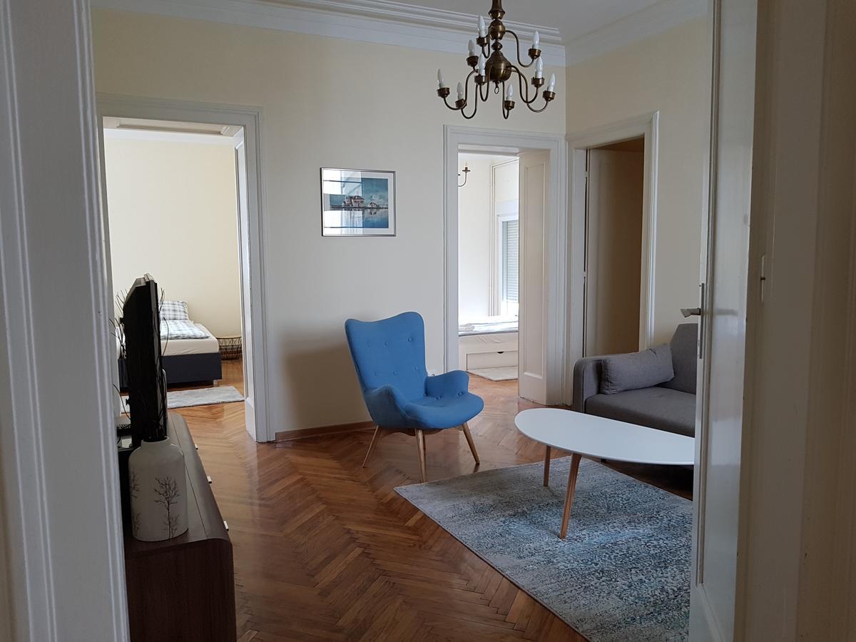Gundulic Apartamento Belgrado Exterior foto